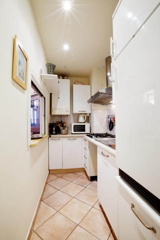 Topazio Apartment Levanto Room photo